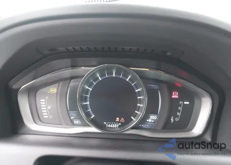 2016 Volvo Xc60 T6 Drive-E from USA, damaged, VIN YV449MRK3G2903645